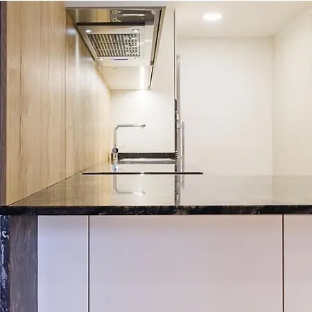 Piso Moderno Y Acogedor En Zona Centrica Апартаменты Ла-Корунья